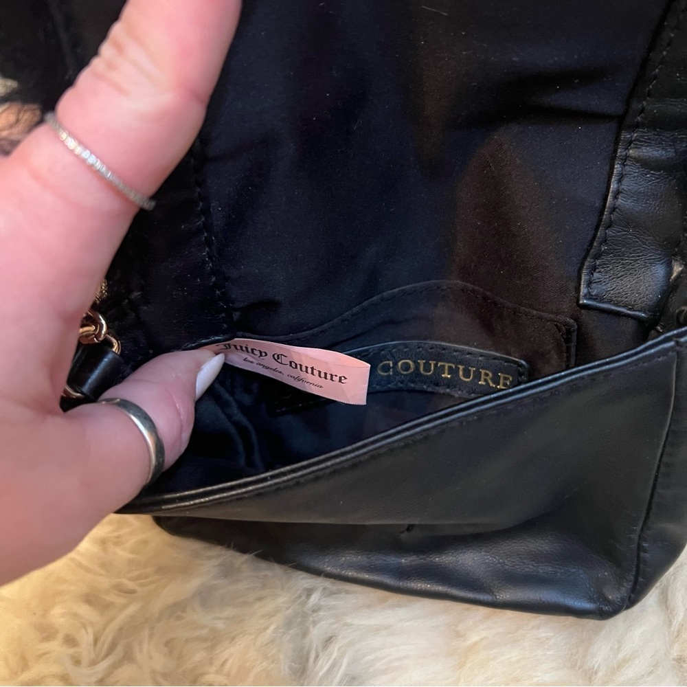 Juicy Couture Faux Fur Crossbody Bag - Picture 4 of 5